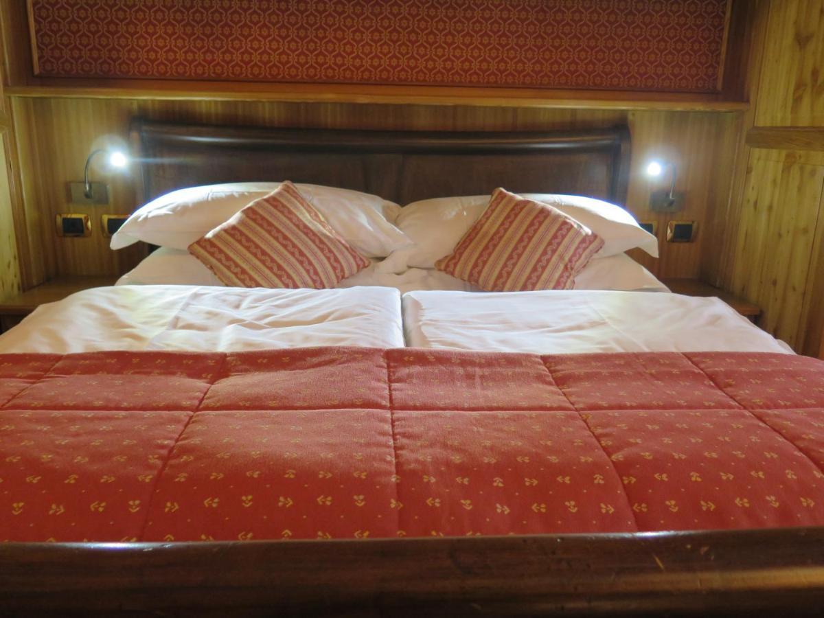 Chambres Mont Cervin Breuil-Cervinia Exterior photo
